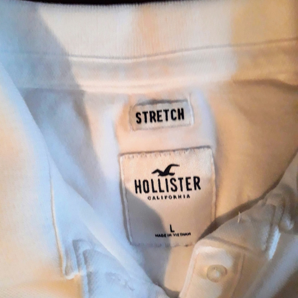 2 Hollister polos